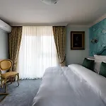 Ateneea Luxury Rooms